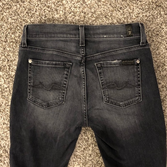 7 for All Mankind dark grey gwenevere ankle. - Picture 6 of 6